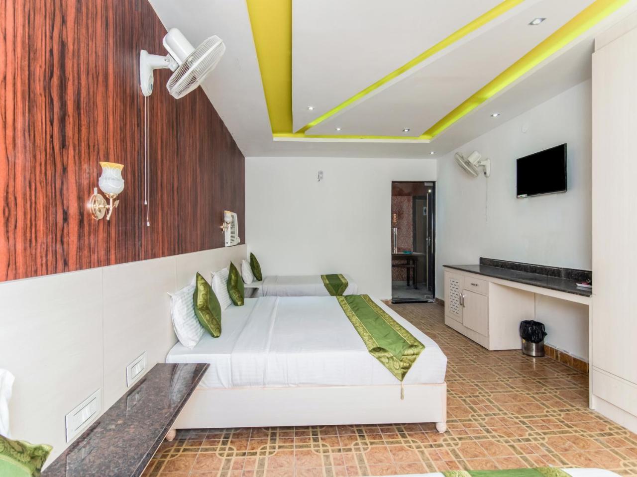 Отель Citi Club Канпур Экстерьер фото