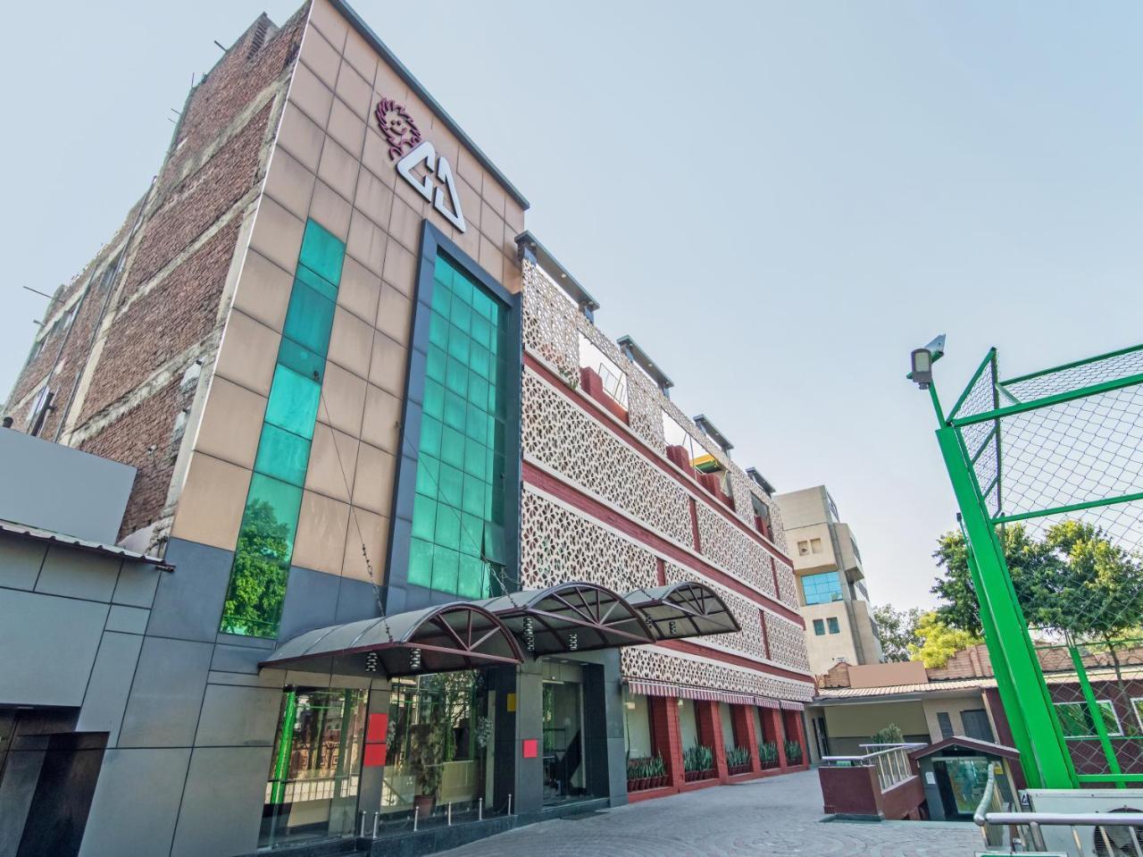 Отель Citi Club Канпур Экстерьер фото