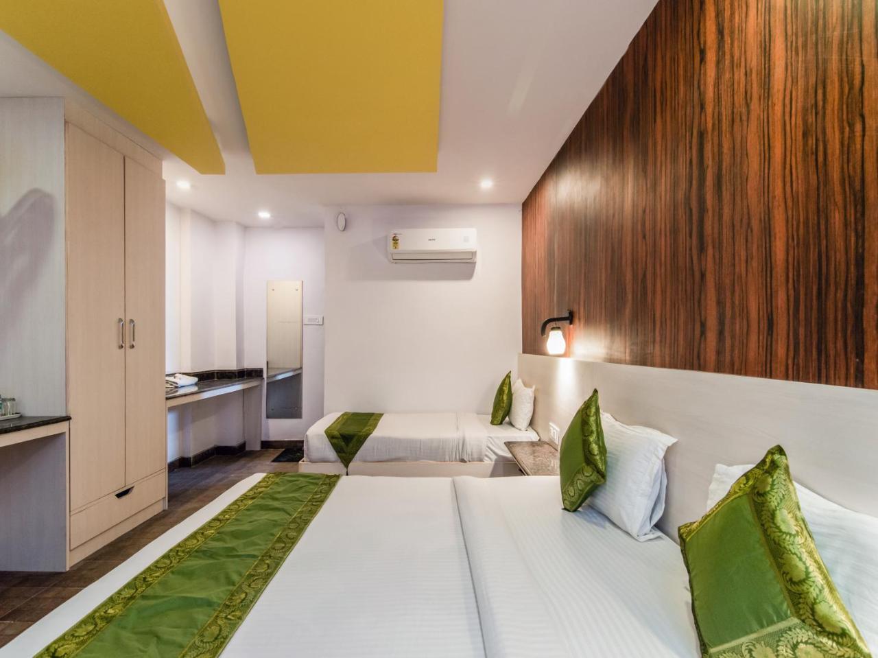 Отель Citi Club Канпур Экстерьер фото